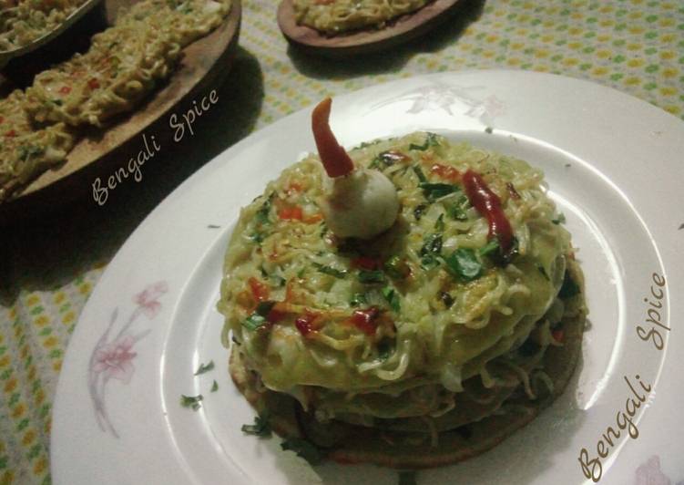 Recipe of Any-night-of-the-week Indonesian Martabak Mie recipe with Bengali Fusion 🍝(pancake)