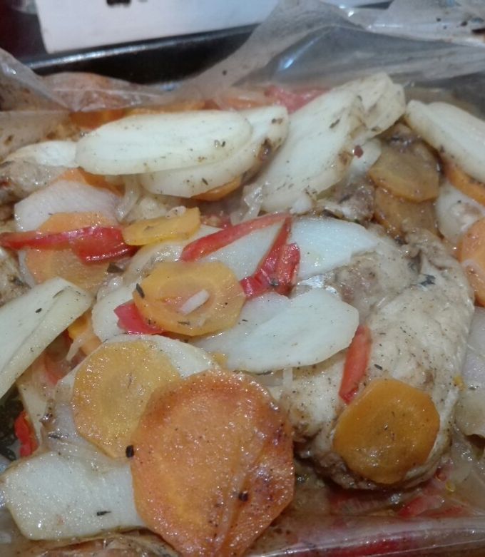 Una foto de Filet de pescado con verduras al horno!