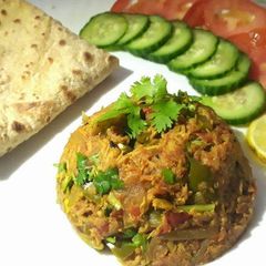 A picture of Tuna Fish.Baghair oil ke😋😋.