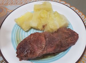 Una foto de Carne al horno jugosa