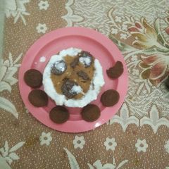 A picture of Biscuit cake.