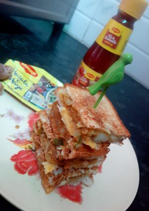 आलू सैंडविच (aloo sandwich recipe in Hindi) रेसिपी मुख्य फोटो