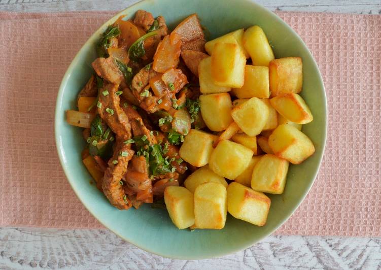 How to Cook Perfect Paprika Beef &amp; Crispy Potato Bowls