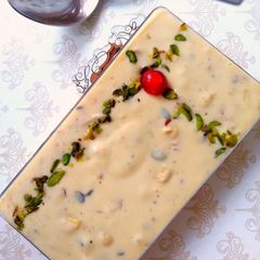 A picture of Shree khand.