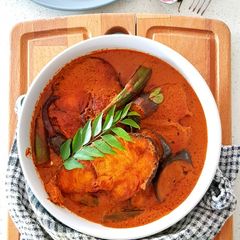 A picture of Spanish Mackerel Curry.