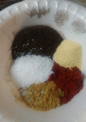 A picture of Latino Mix, Mild Seasonings for Tacos.