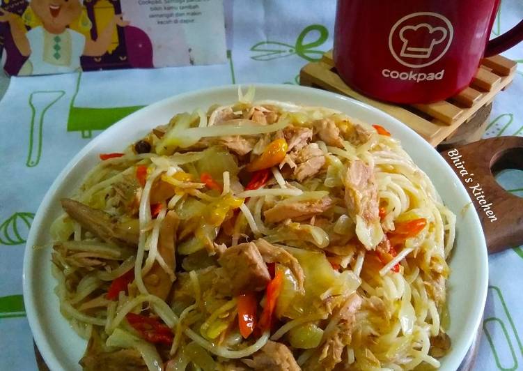 Resep Spaghetti Aglio Olio With Tuna yang Lezat Sekali