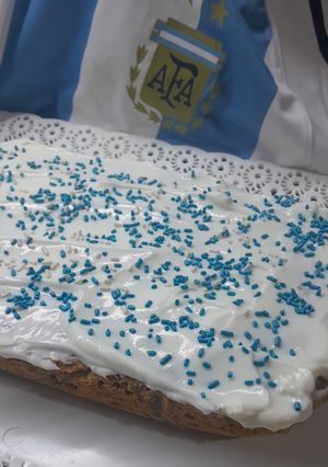 Una foto de ⚽ Budín Albiceleste de Banana, Zanahoria y Nueces🩵 🇦🇷🤍
