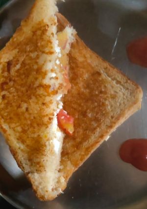 वेज सैंडविच (Veg sandwich recipe in hindi) रेसिपी मुख्य फोटो