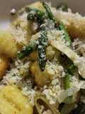 Oven-roasted Gnocchi with Asparagus and Leek