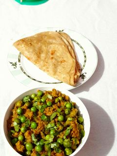 कीमा मटर मसाला (Keema matar masala recipe in hindi) रेसिपी मुख्य फोटो