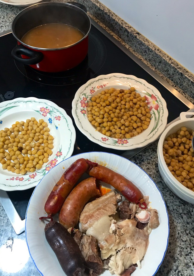 Una foto de Cocido