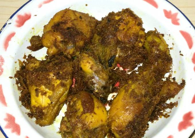 Resep Ayam Goreng Lengkuas Oleh Ria Mariana - Cookpad