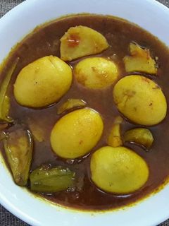 আলু পটল দিয়ে ডিমের কারি(aloo potol diye dimer curry recipe in Bengali) রেসিপির প্রধান ছবি