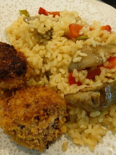 Una foto de Arroz con albóndigas de aprovechamiento