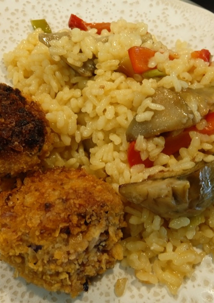 Una foto de Arroz con albóndigas de aprovechamiento