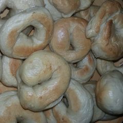 A picture of Mini bagels.