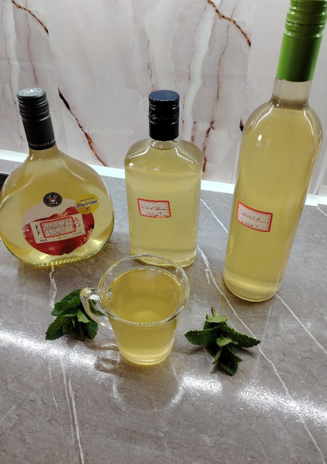 Menta szörp recept fotója