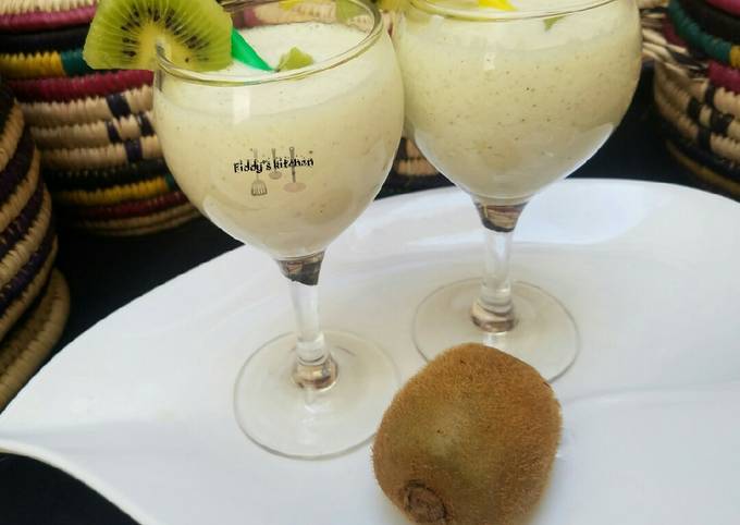 Easiest Way to Make Perfect Kiwi smoothie😍