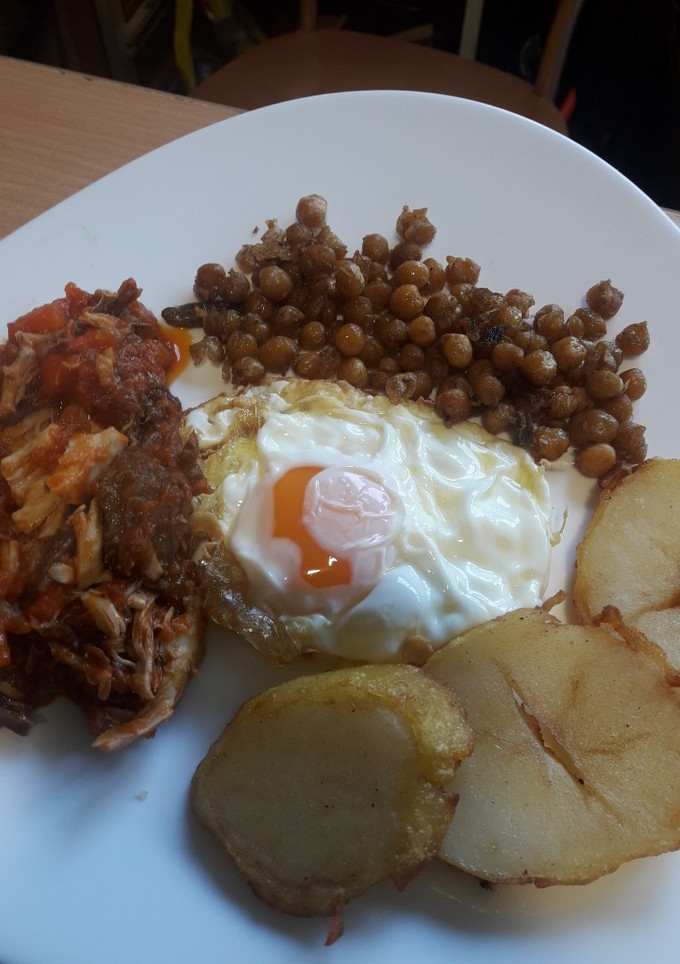 Una foto de Ropa vieja