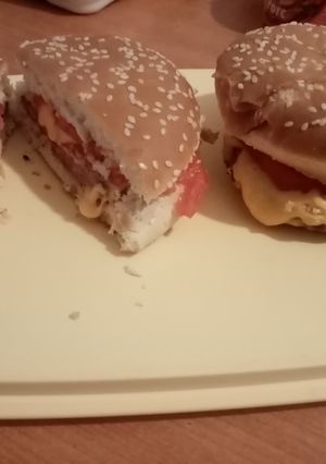 O poză a rețetei Hamburger! 🍔🍔🍔🍔🍔.