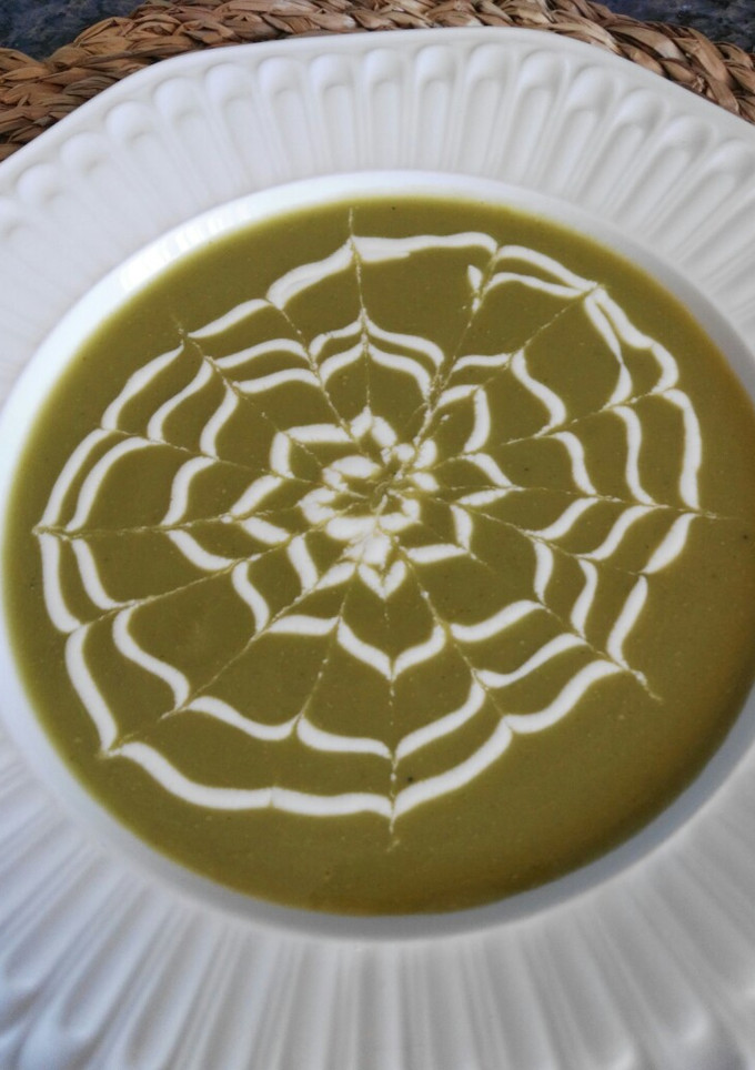 Una foto de Crema de vainas de guisantes