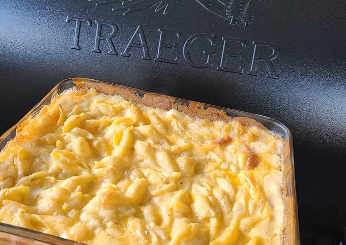 Traeger Smoked Mac and Cheese