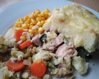 Easy Recipe Vickys Chicken Leek  Bacon Pie GF DF EF SF NF Very Delicious