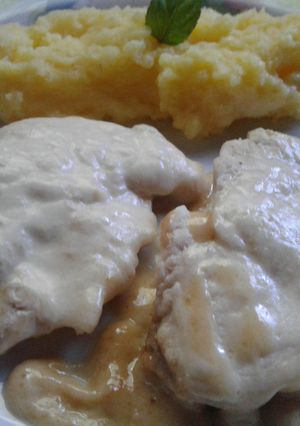 Una foto de Costillitas de cerdo con queso fresco