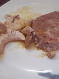 Una foto de Pollo relleno de carnes y queso al horno