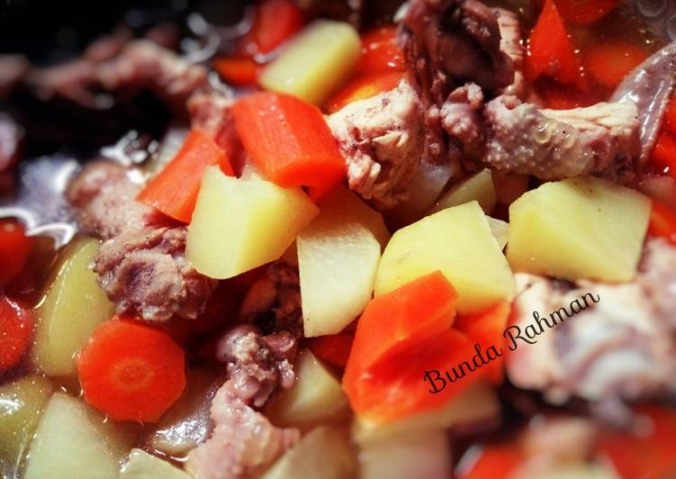 Proses memasak Simple Nikujaga Anti Gagal