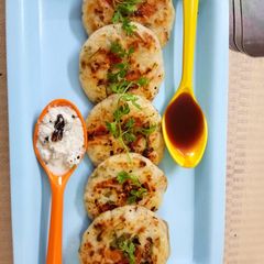 Spicy Mini Uttapam A picture of Spicy Mini Uttapam.