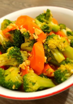 Foto resep Cah Brokoli Wortel Bawang Putih