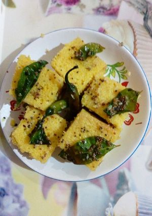 A picture of Dhokla.
