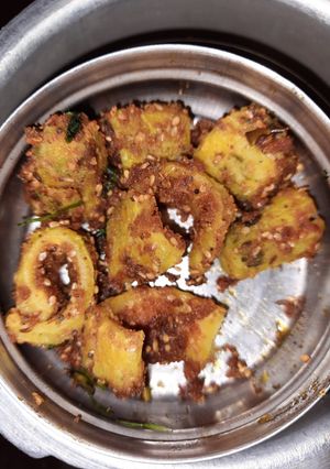 बेसन भरवां करेला (Besan bharva karela recipe in hindi) रेसिपी मुख्य फोटो
