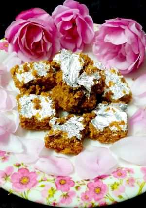 A picture of Sesame Peanut Burfi.