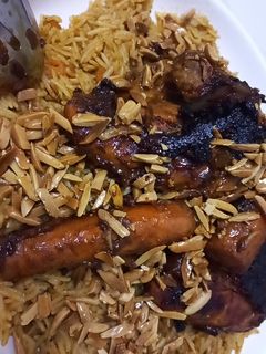صورة لوصفة كبسة حمراء حارة ودجاج مشوي