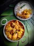 ফুলকপি-আলু দিয়ে মুরগির ঝোল।