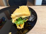 🍳 Tojásos-sonkás szendvicskenyér serpenyőben