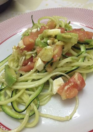 Foto principal de Ensalada de espaguetis de calabacín