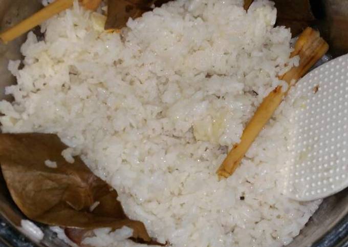 Resep Nasi Liwet Sederhana Ricecooker Oleh Mami Fathan Cookpad