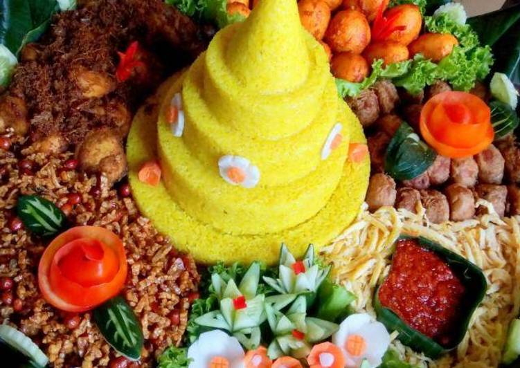 Nasi kuning rempah