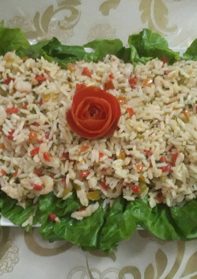 صورة سلطة بالروز والروبيان