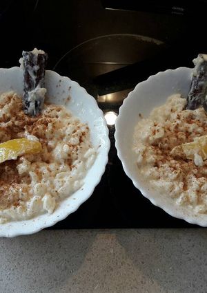 Una foto de Arroz con leche en olla rápida