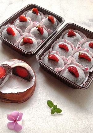 Foto resep Double Choco Mochi Strawberry