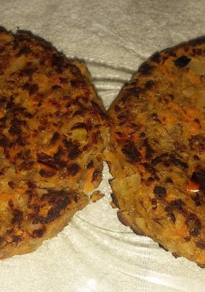 Una foto de Hamburguesas de lentejas y verduras