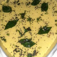 A picture of Khaman dhokla.
