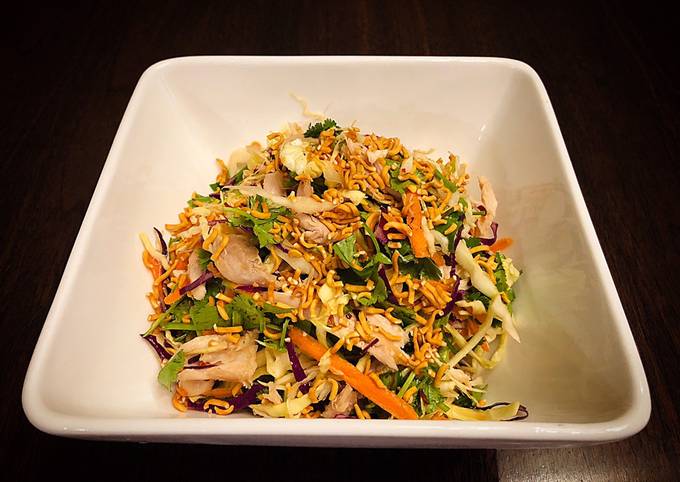 Recipe of Ultimate Asian Cabbage Chicken Salad with Sprinkle Noodle