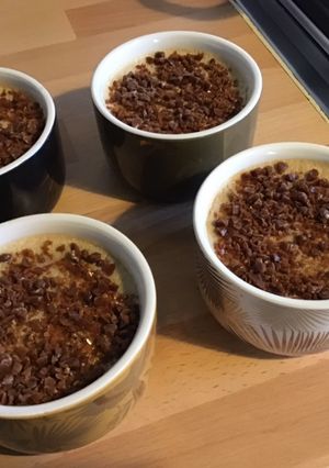 Une photo de Crèmes café copeaux de caramel beurre salé