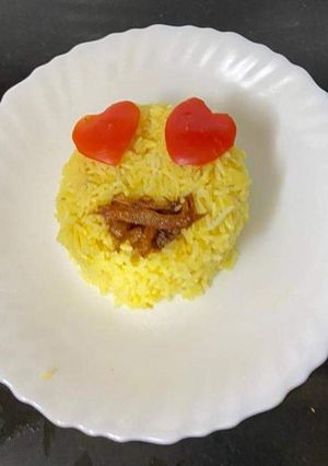 A picture of Kadhi Chawal Brown Onion.